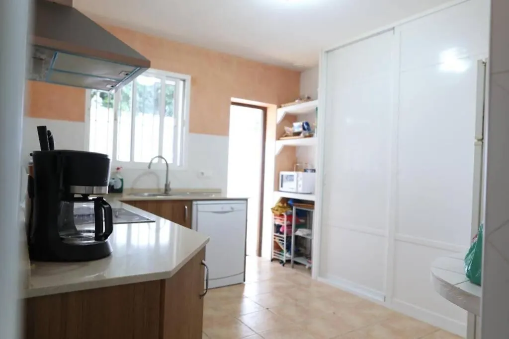Chalet Con Piscina, Amplio Jardin Y Aire Acondicionado Chiclana de la Frontera