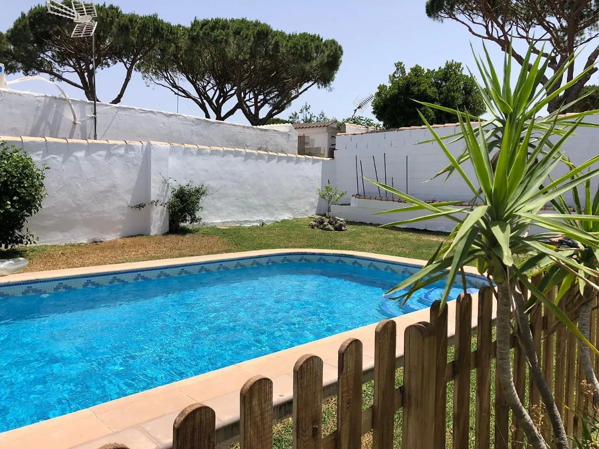 Holiday home Chalet Con Piscina, Amplio Jardin Y Aire Acondicionado Chiclana de la Frontera Spain